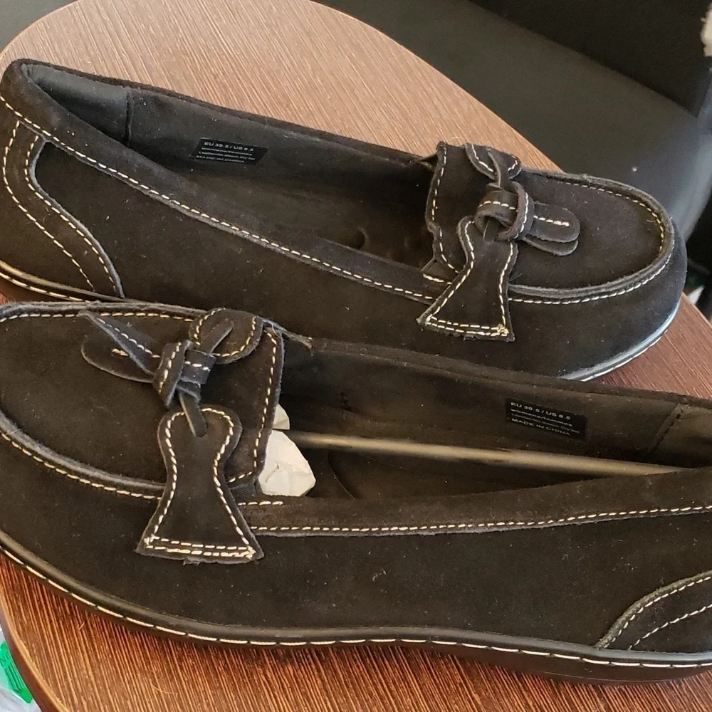 Osslue Women's Classic Microsuede Black  Loafers Size 8.5